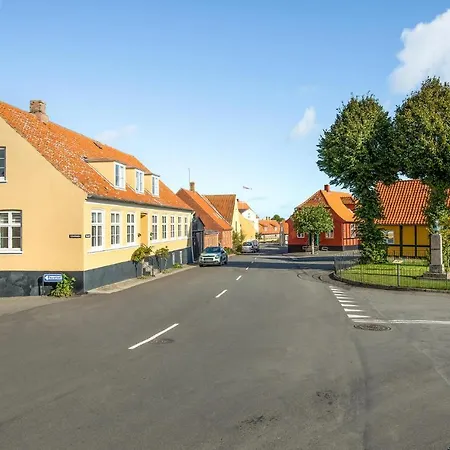2 Bedroom Beautiful In Apartment