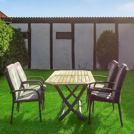 2 Bedroom Beautiful In Apartment Svaneke