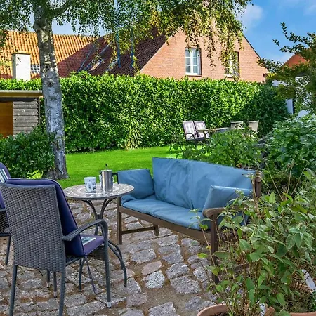 2 Bedroom Beautiful In Svaneke