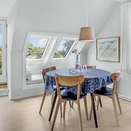 2 Bedroom Beautiful In Apartment